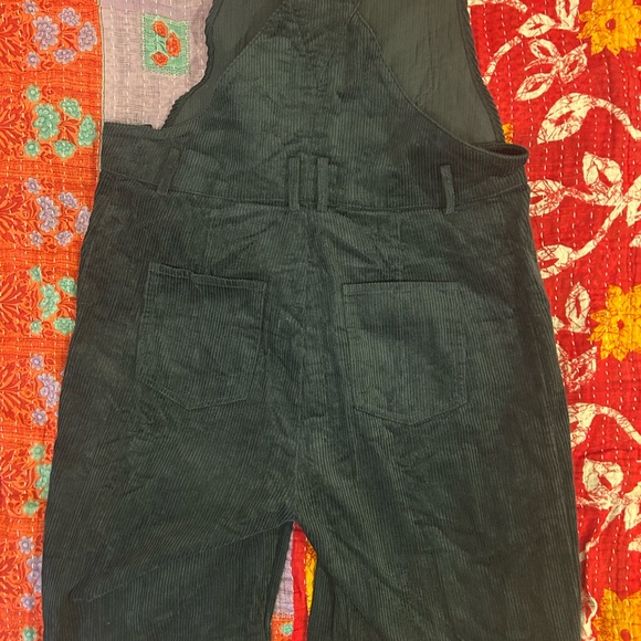 NWOT Dark Green Barrel Corduroy Overalls - Picture 6 of 7
